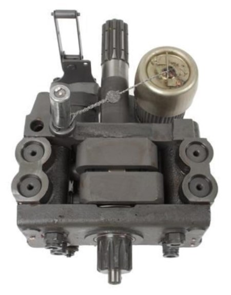 An image of a 1684582M92 Hydraulic Pump 1